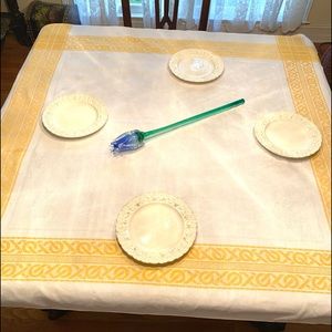 Vintage white /yellow Damask tablecloth